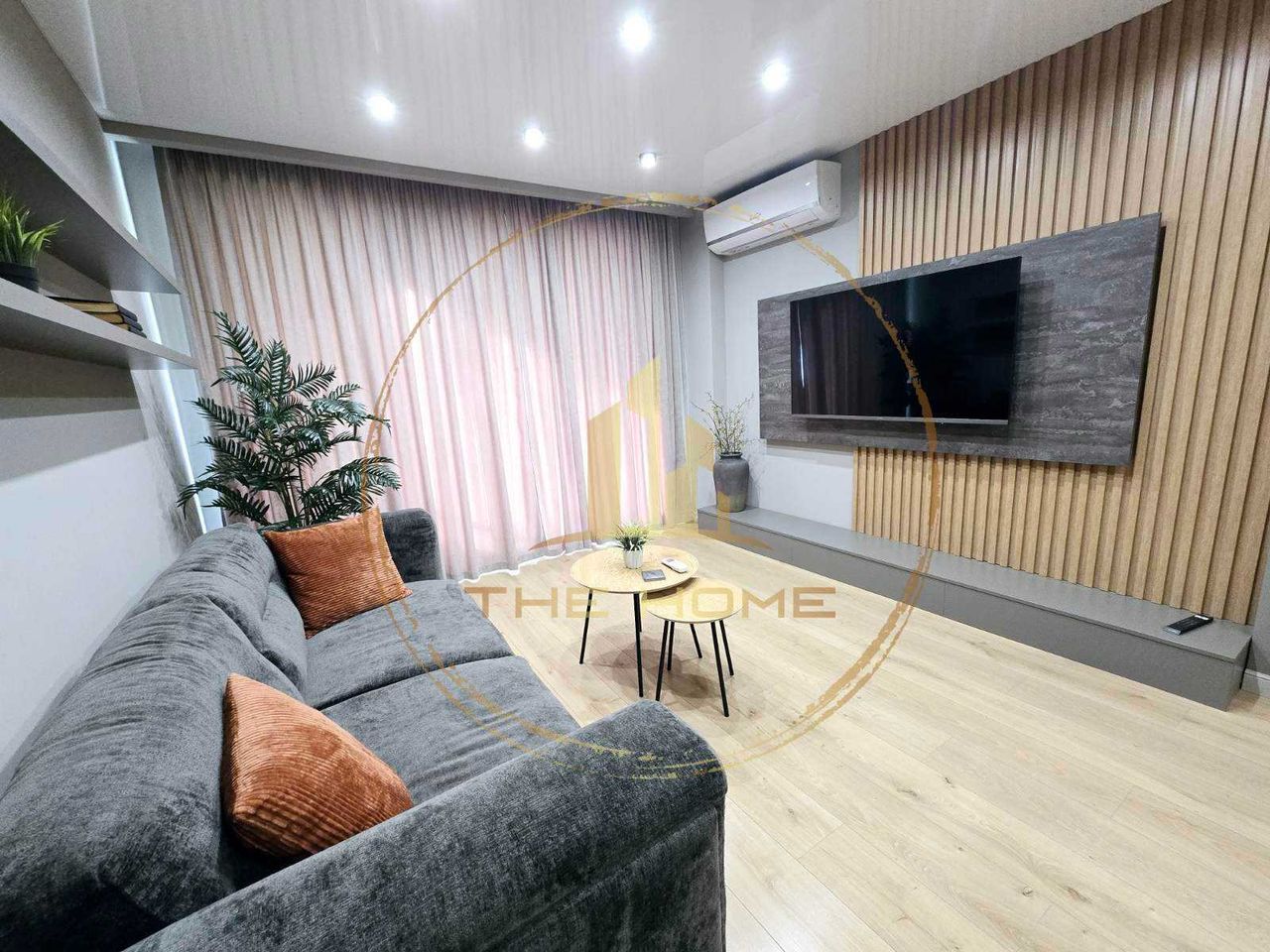 Дава се под наем Тристаен апартамент в Варна, Бриз - 80 кв.м за 1200 € - Снимка #5
