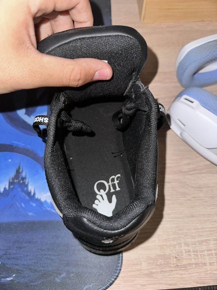 Off white обувки 41 номер