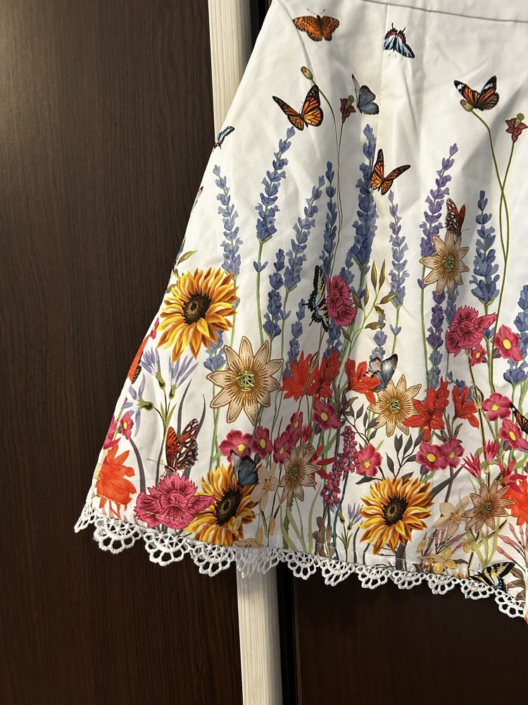 Pantaloni scurti de vara cu dantela eleganta