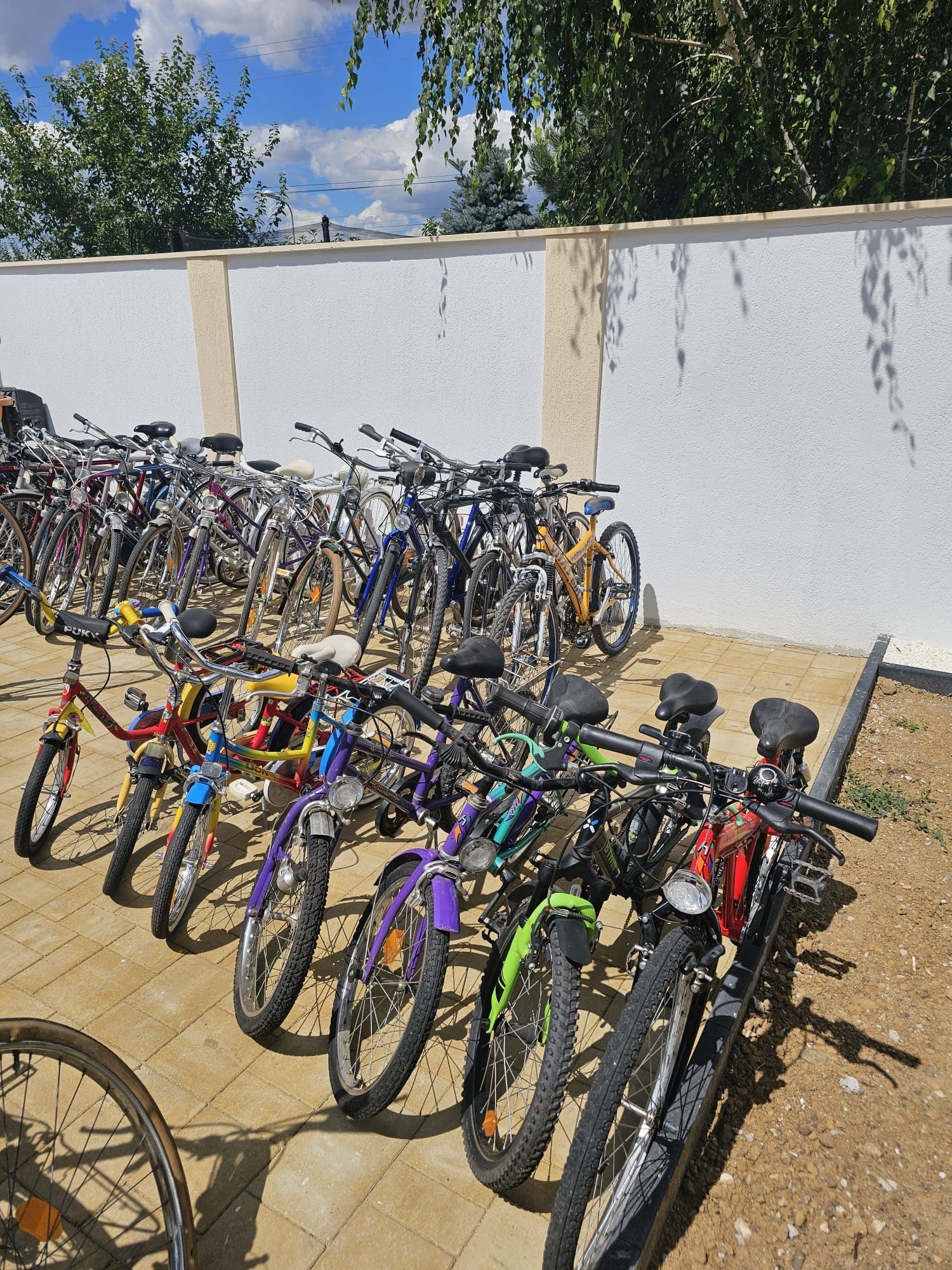 Biciclete de vânzare pentru adulți și copii