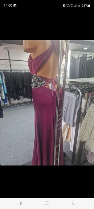 Vând rochie, stare bună