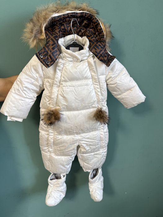 Продам зимний комбинезон-куртку для малыша, размер 68