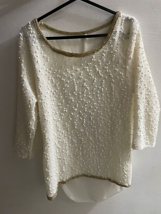 Bluza alba eleganta cu funda la spate