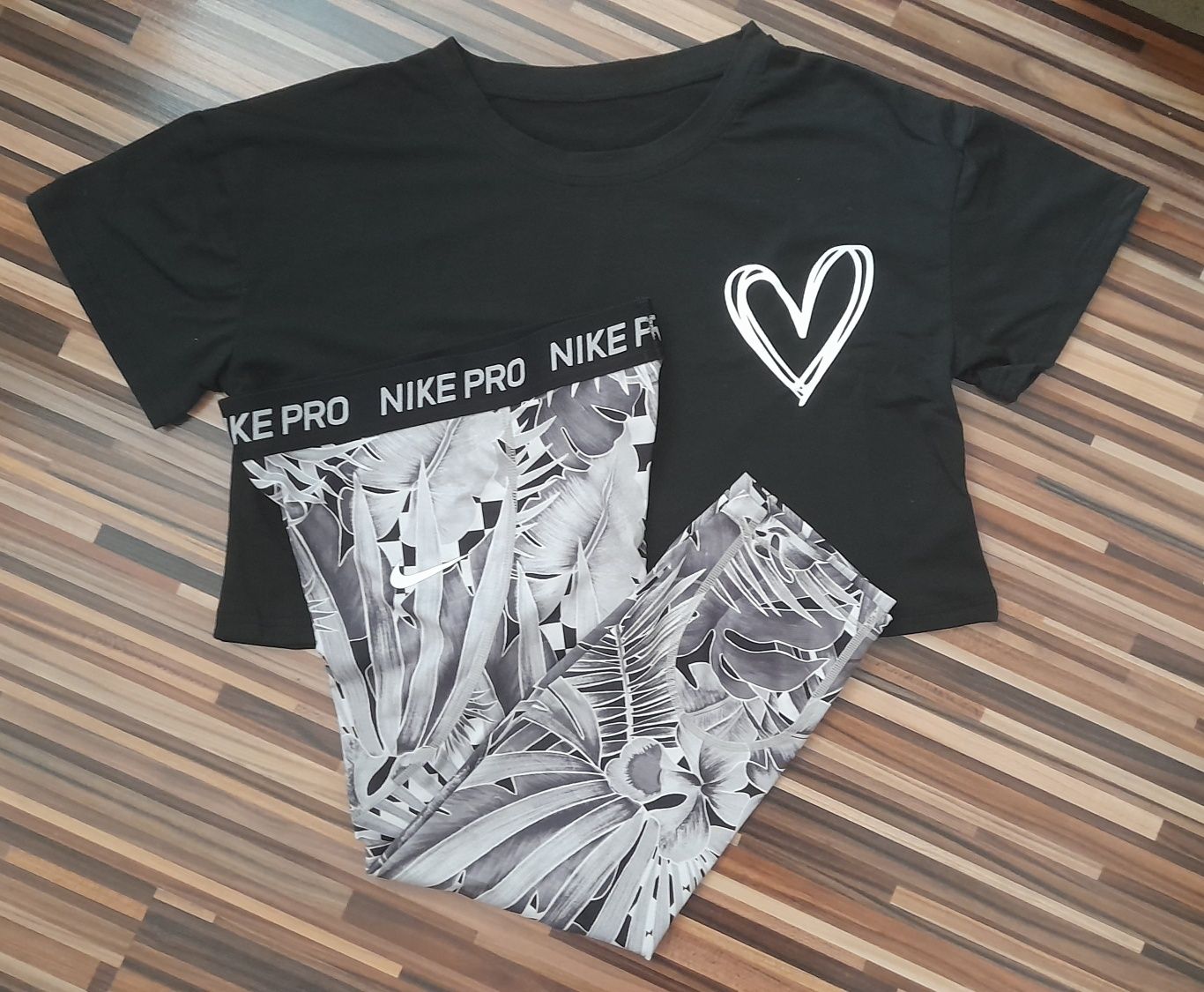 (S) NIKE PRO оригинален  сет клин и тениска