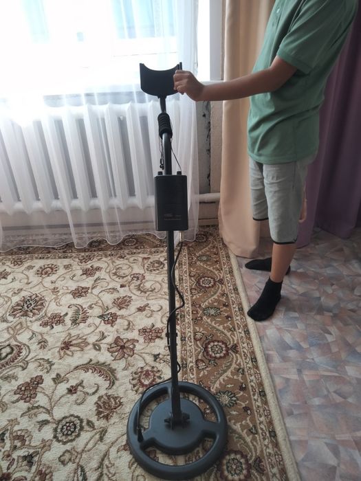 Металл искатель,