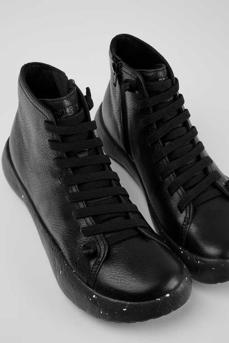 Продава чисто нови боти до глезена Camper Peu Stadium Calfskin Leather