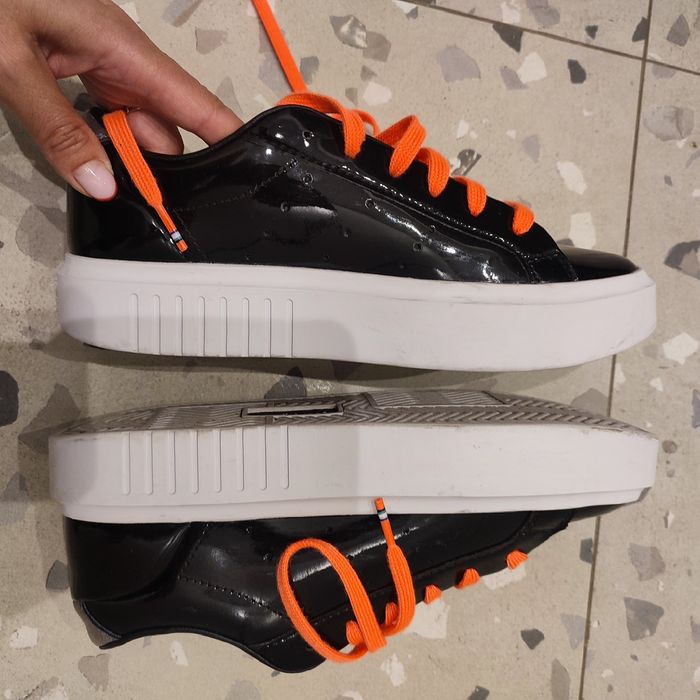 Спортно елегантни маратонки Adidas