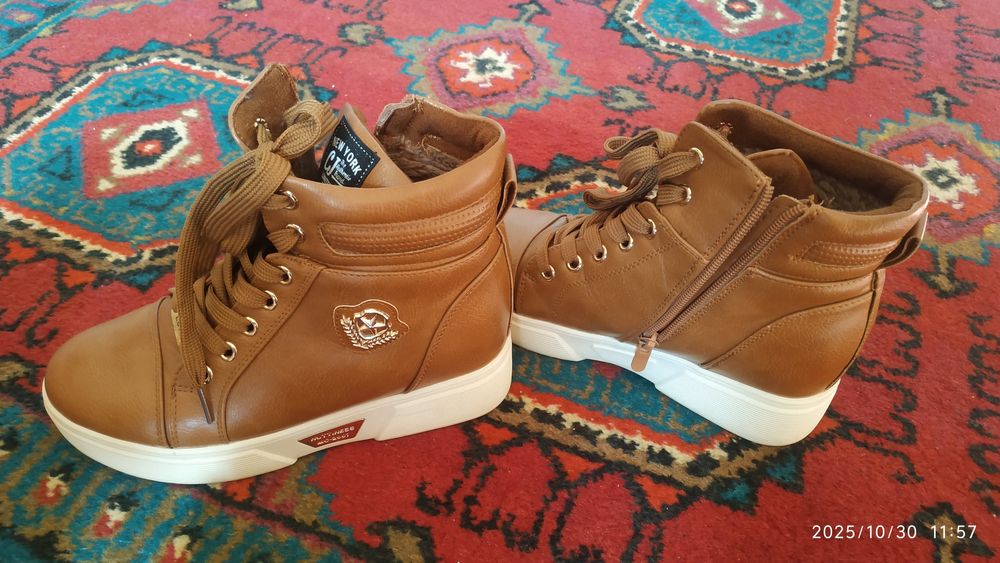 Полусапожки женские