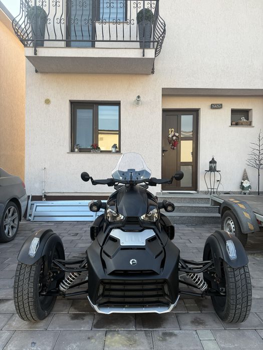 Can-am Ryker 900