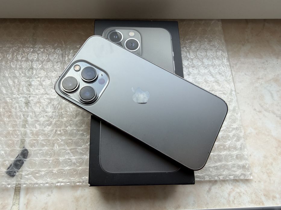 Iphone 13 pro, la cutie! Decodat! Telefon personal!