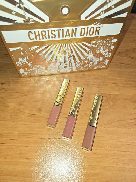 Налични блестящи червила Dior Sequin Rouge Limited edition