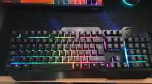 Tastatura URAGE cu fir