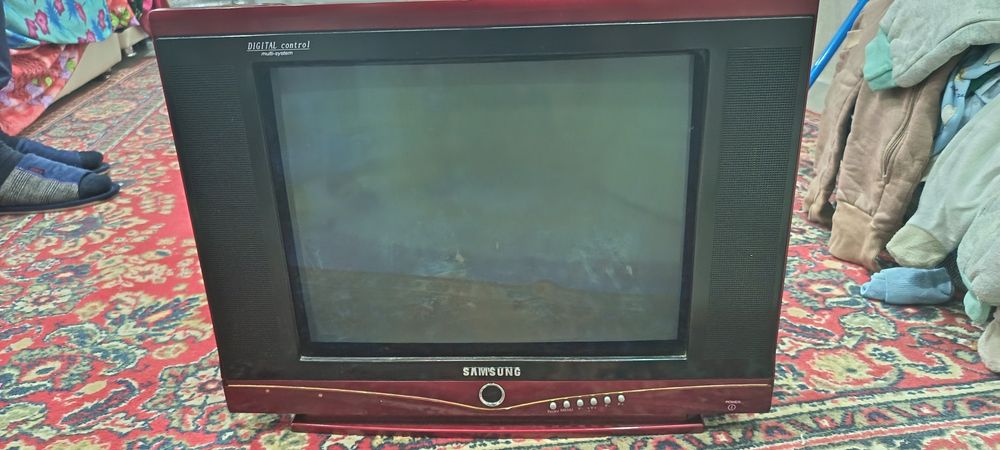 старый телевизор