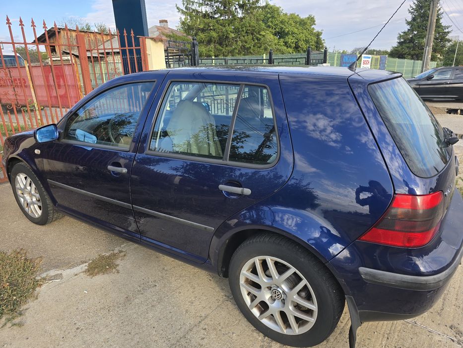 De vanzare Wolkswagen Golf 4