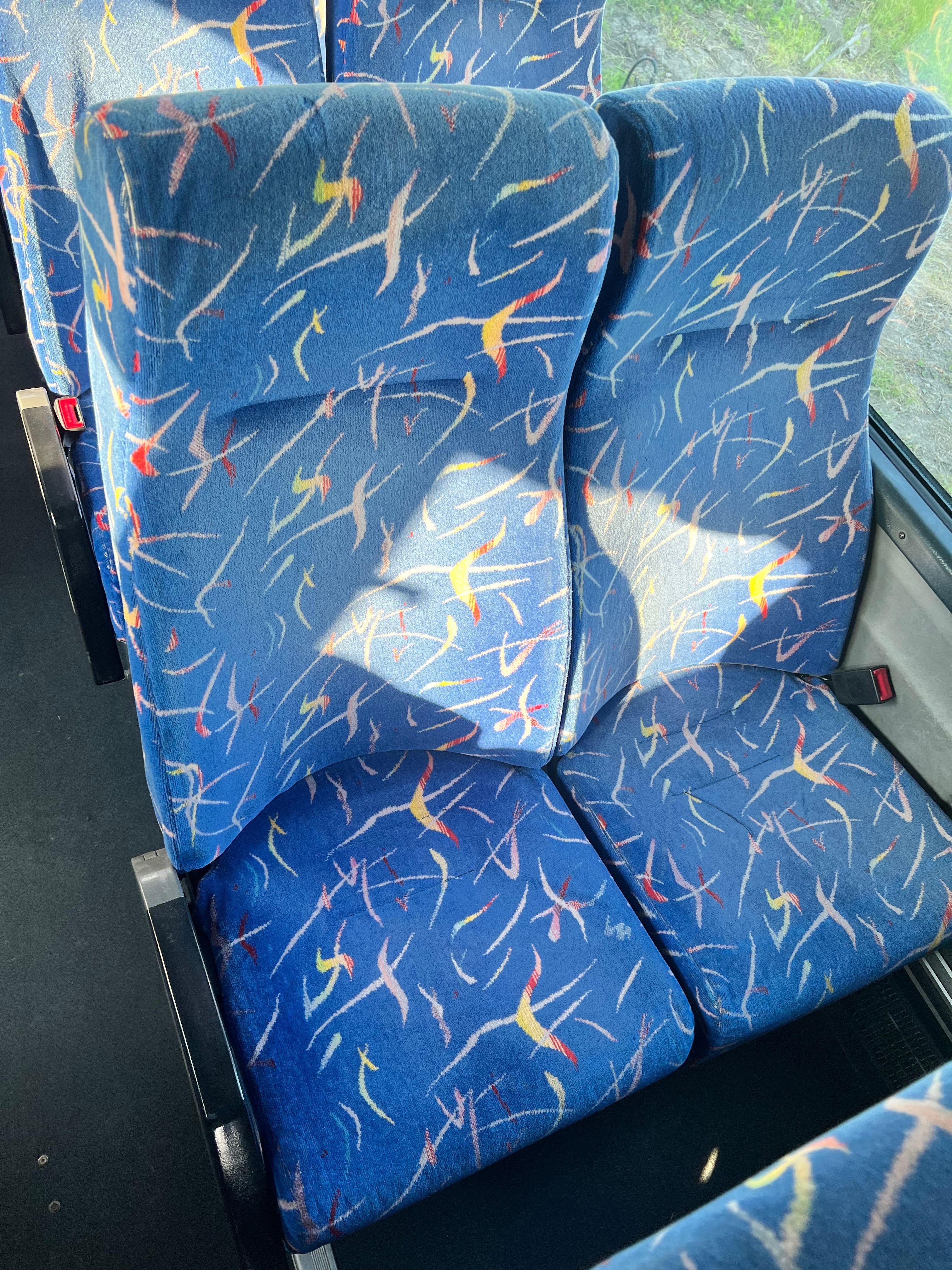 Автобусни седалки