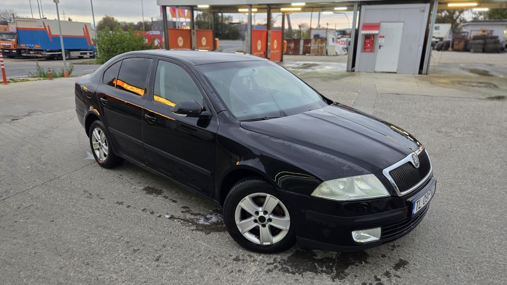 Vând Skoda Octavia