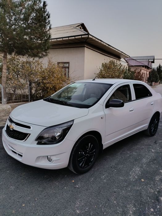 Chevrolet Cobalt midnight sotiladi yoki barterga