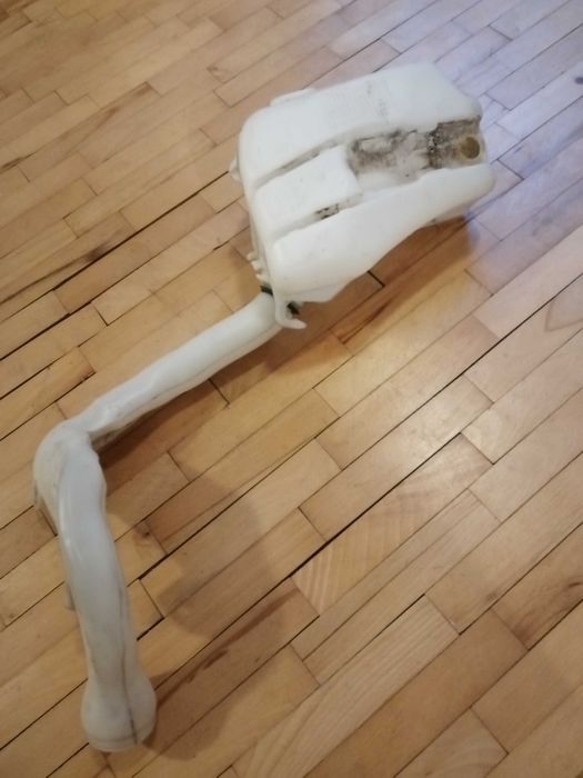 Казанче за чистачки citroen c2