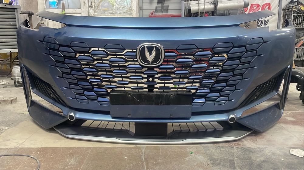 Продам передний бампер Changan UNI-K