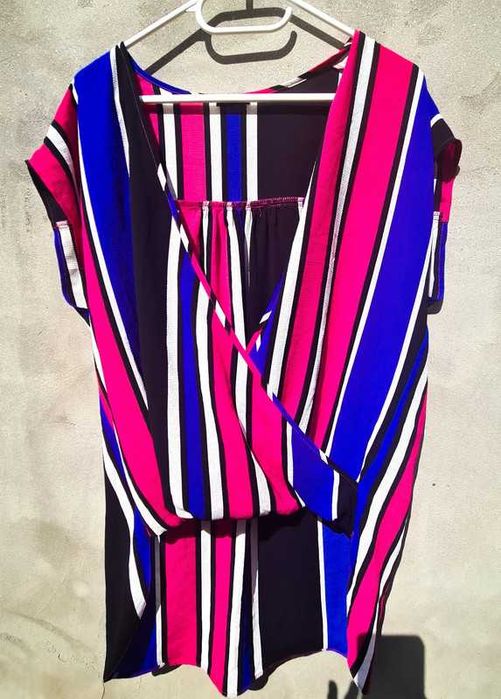 Top Oltre wrap cu dungi fucsia, albastru și negru, marimea M
