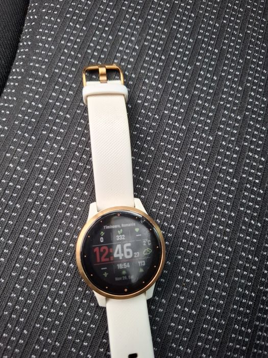 Ceas Garmin Vivoactiv 4s