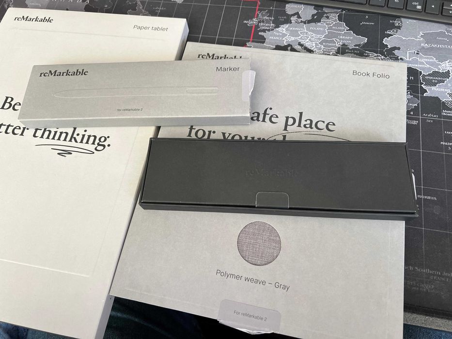 Tableta reMarkable 2. Bonus husă Book Folio și Marker incluse.