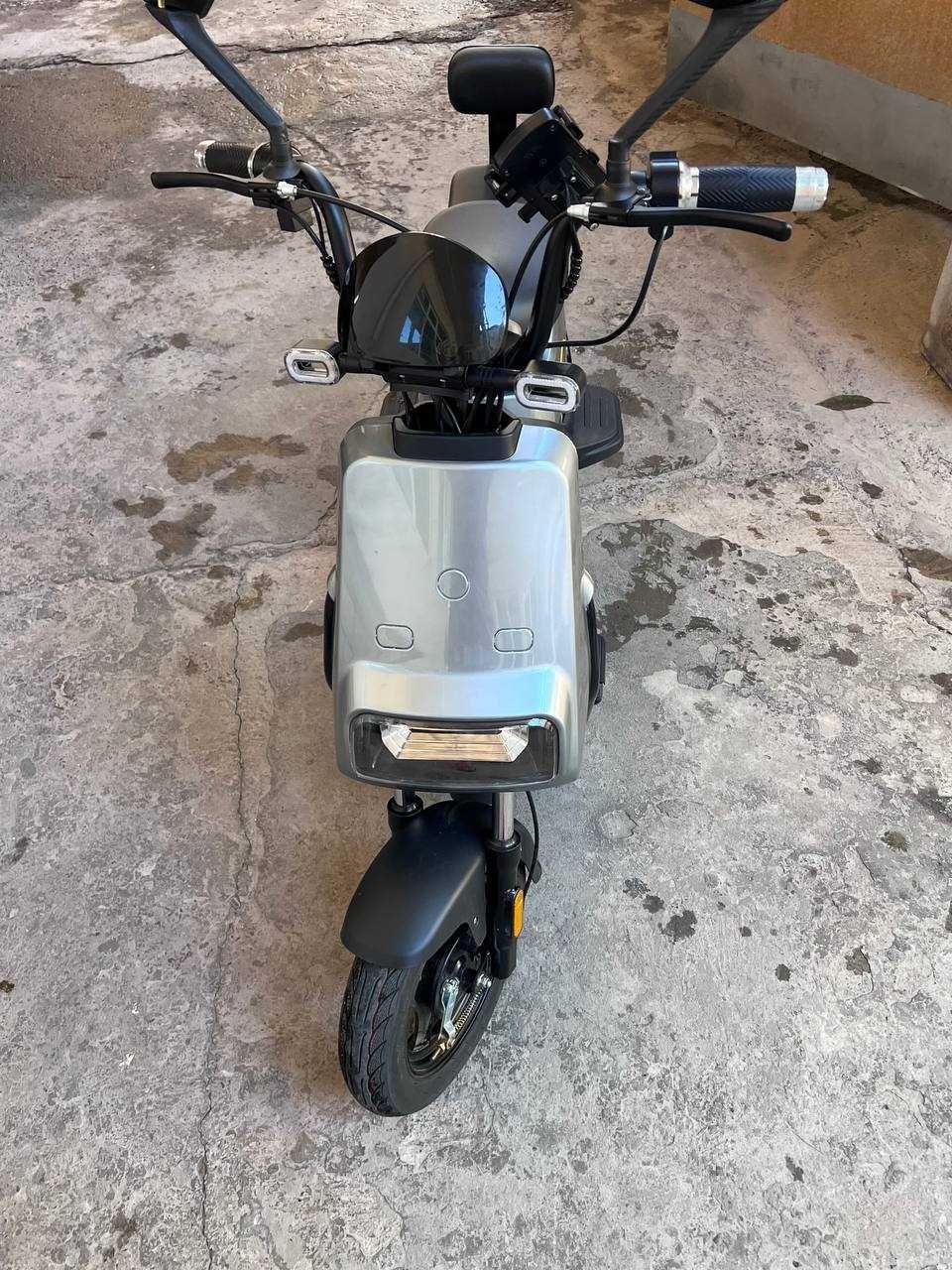 Sukuter Elktironi