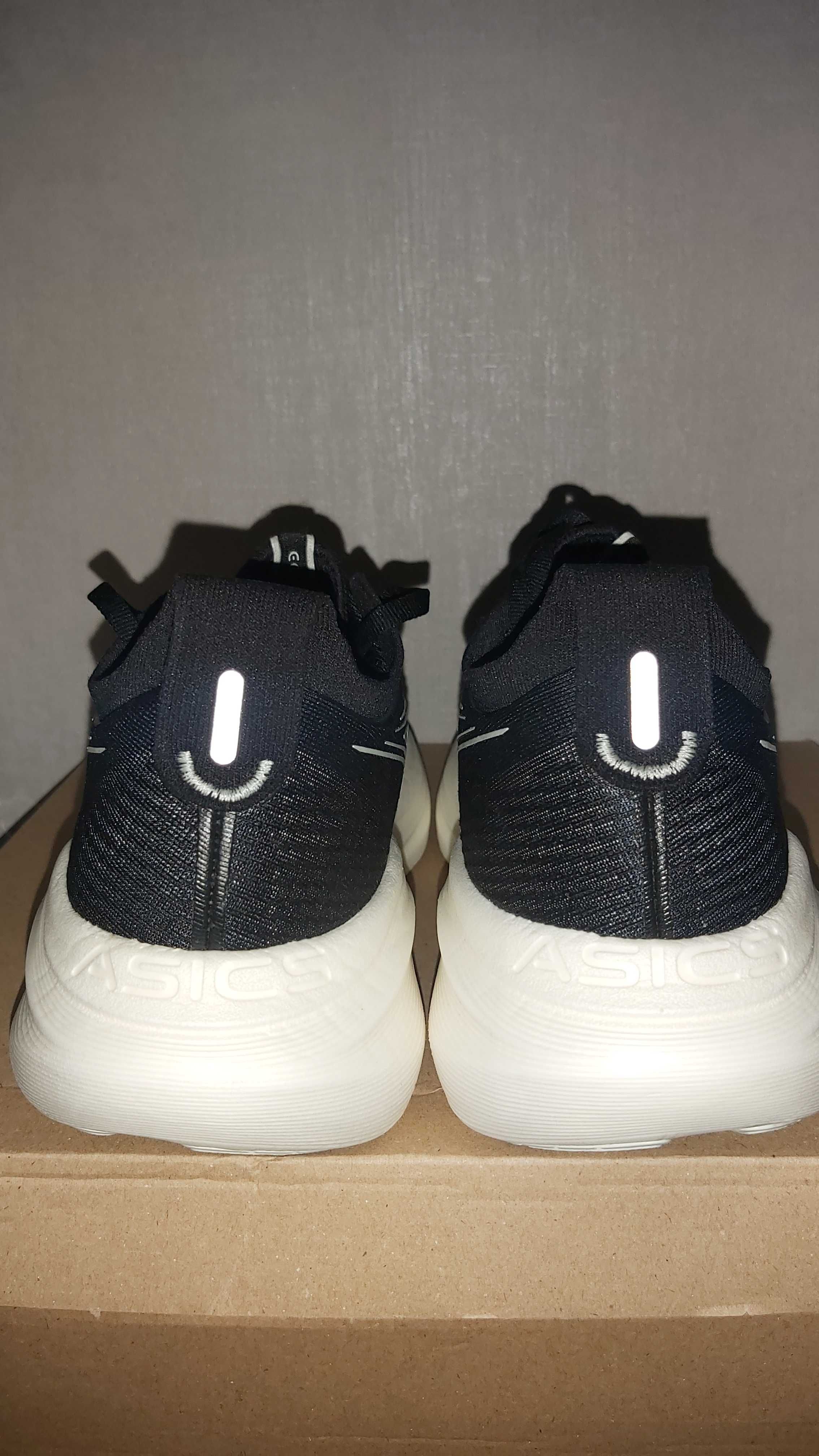 Asics Gel-Nimbus 27 - Номер 40