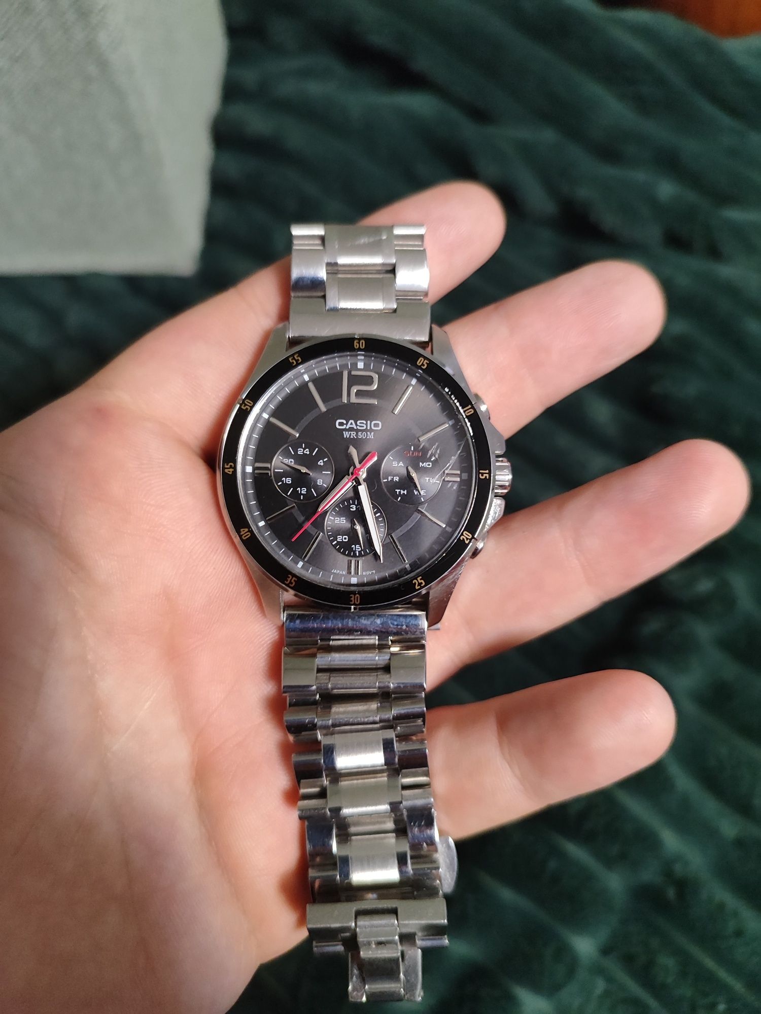 Продам часы casio