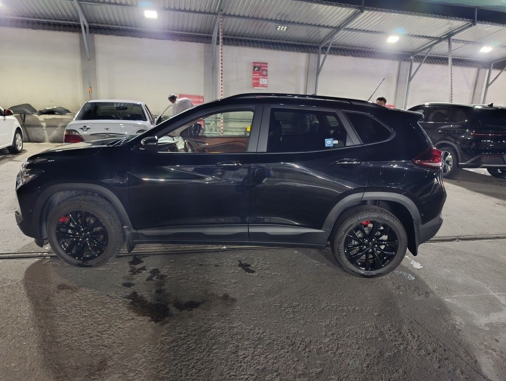 Tracker redline 2024