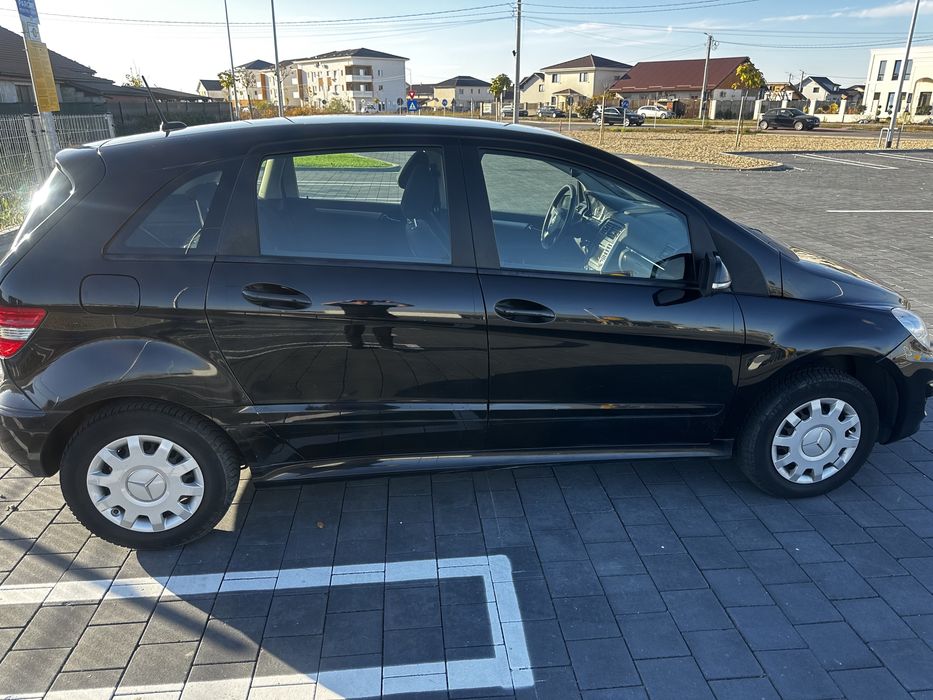 Mercedes b class din 2008