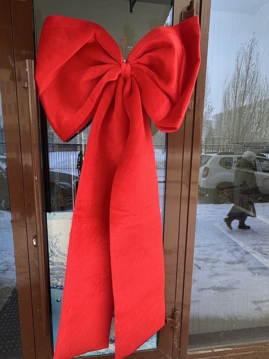 Продается большой бант 160 см