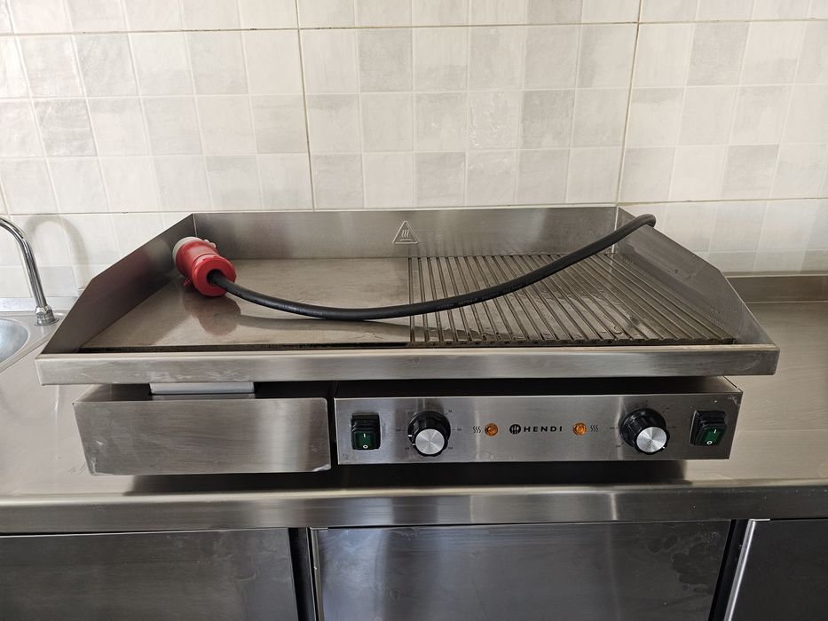 Grill electric profesional 380v/ Plita Clatite / Raft cu Polite Inox