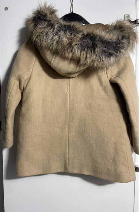 Palton zara 6 ani
