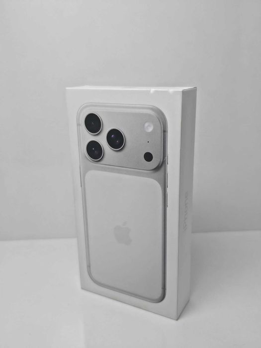 НОВ•iPhone 17 Pro 256GB Cosmic Orange