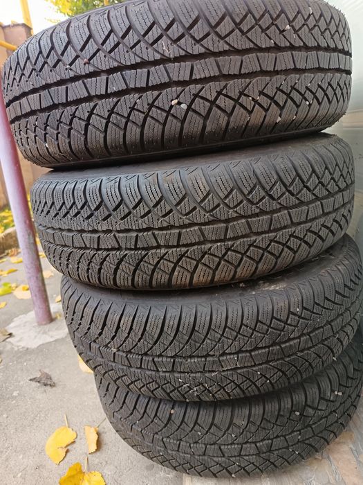 Vand anvelope de iarna in stare buna