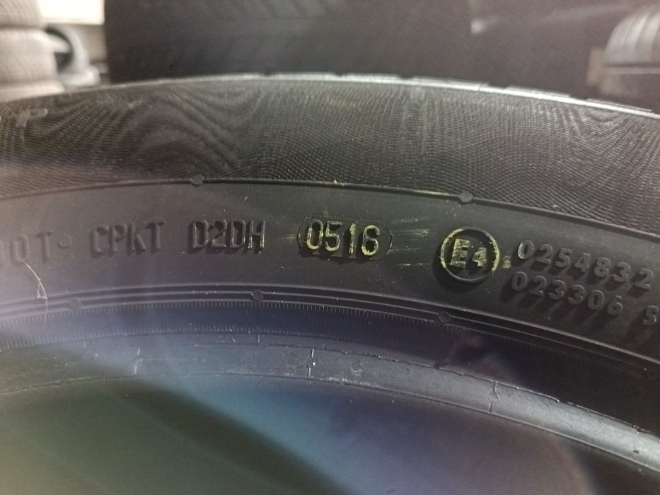 Anvelope MS iarna 215 60 17 continental 2016 5.7mm