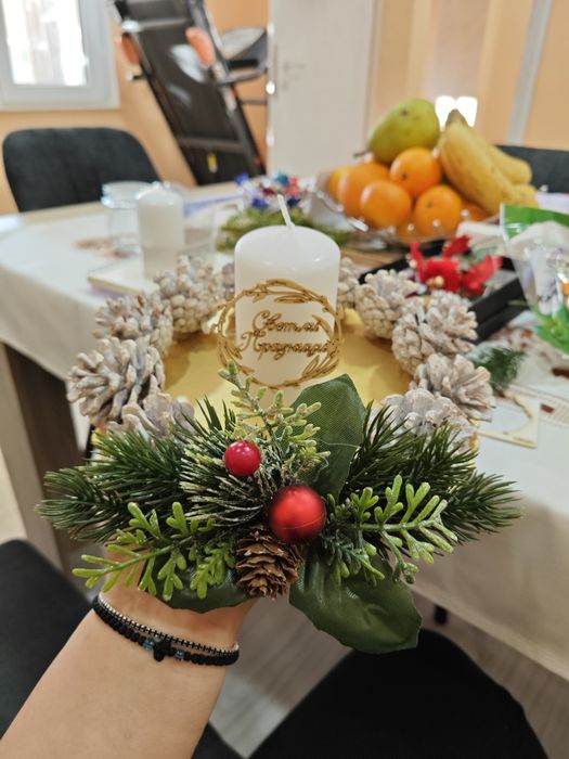 Коледен свещник , идеален за предстоящите празници