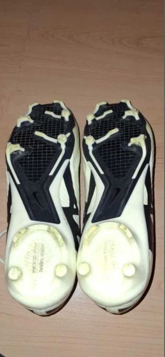 Бутонки Nike Mercurial