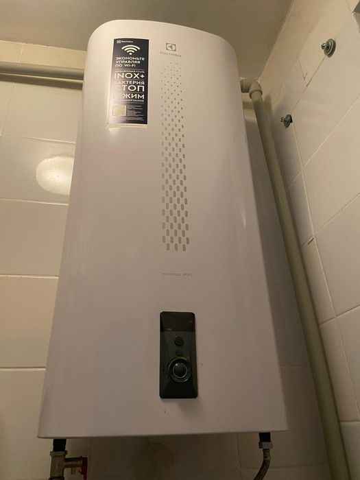 Бойлер Electrolux , 2024 г. Работает от электричества. Обьем 80 литров