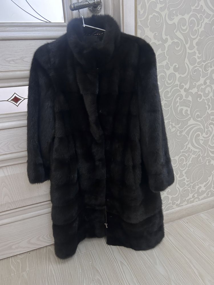 Продам норковую шубу