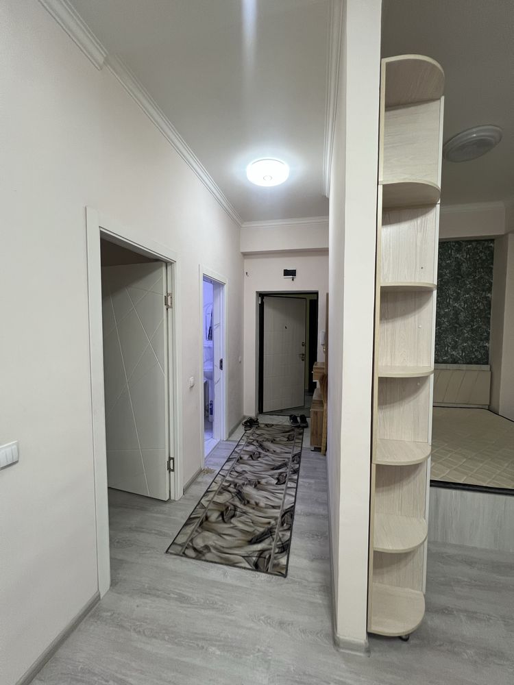 Продается Своя 1 комнтаная, 41 кв.м. Сампи ЖК Богишамол