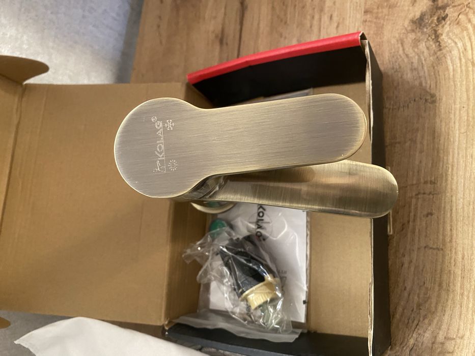 Смеситель для роковина