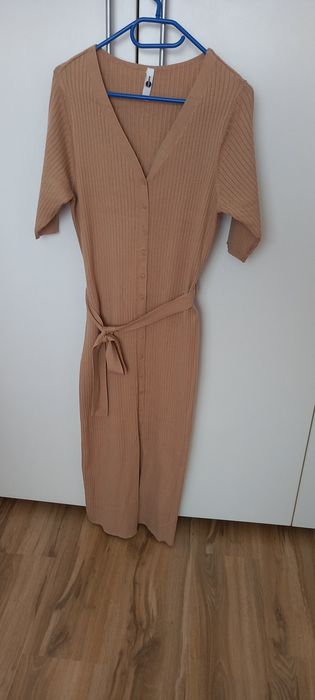 Rochie bej tricotata