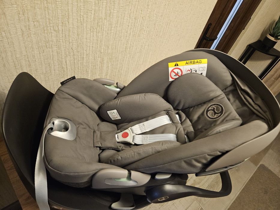 Vand scoica cybex cloud T nu vand separat baza