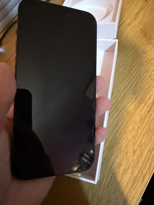 Iphone 15 plus нов