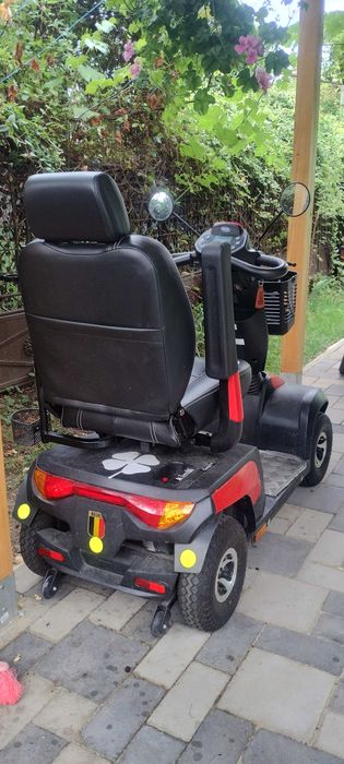 Scuter electric 4 roti INVACARE Comet Pro