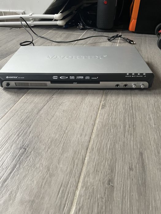 Dvd player portabil card cd,+DVD Tv