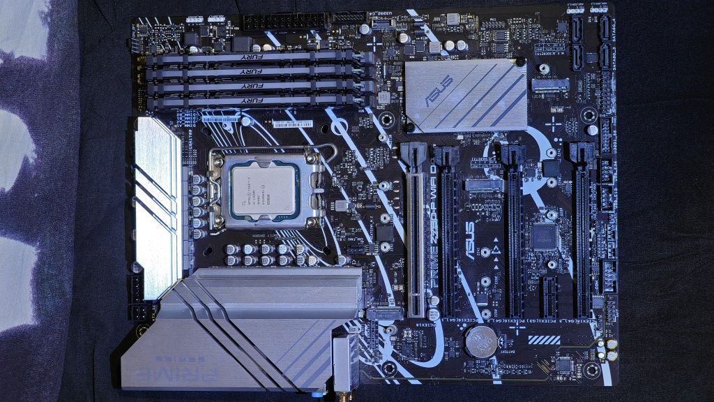i5 13600k, Asus prime z790p Wi-Fi ddr4, Kingston renegade 32gb 4x8gb
