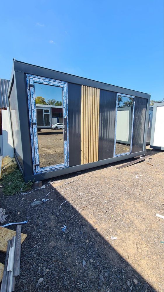 Vand containere modulare vitrina lambriu grup sanitar